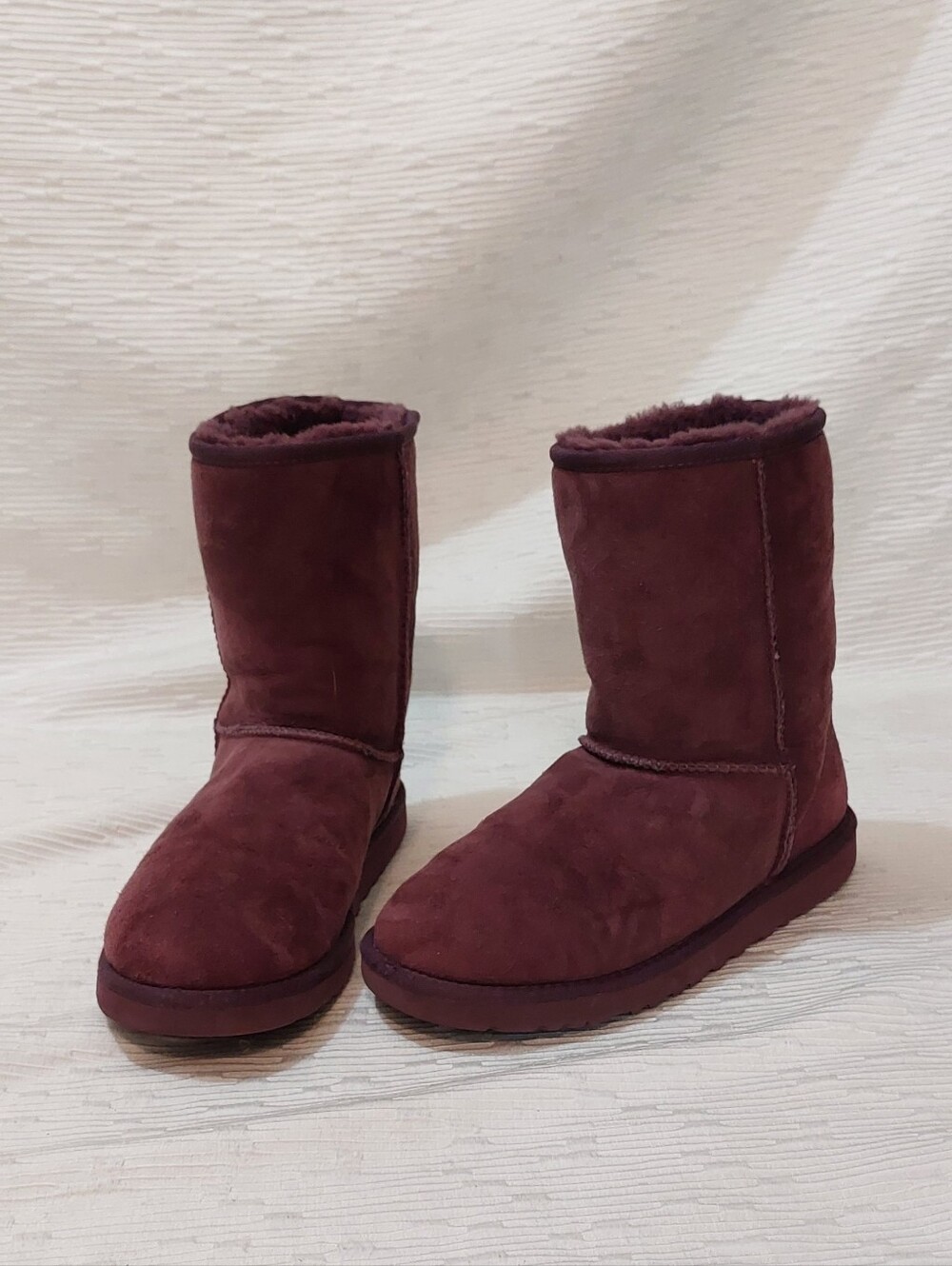 UGG Classic Short Boots Purple/ Burgundy Size 8